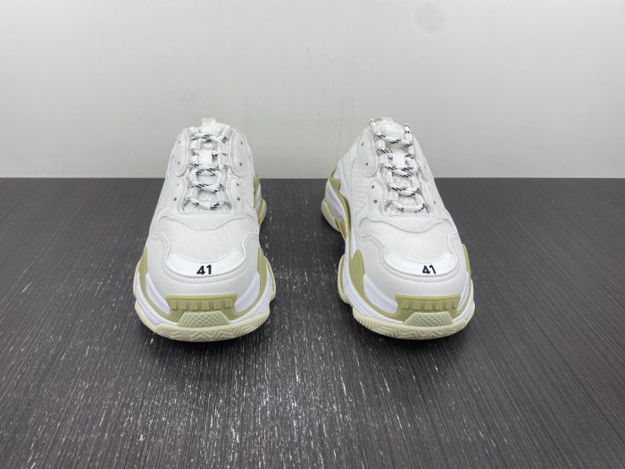 Ba*len*cia*ga triple s sneaker 80000101