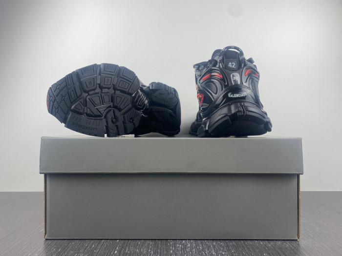 Ba*len*cia*ga runner sneaker