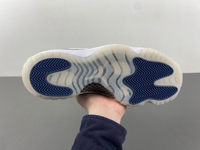 air jordan 11 low “diffused blue” fv5104-104