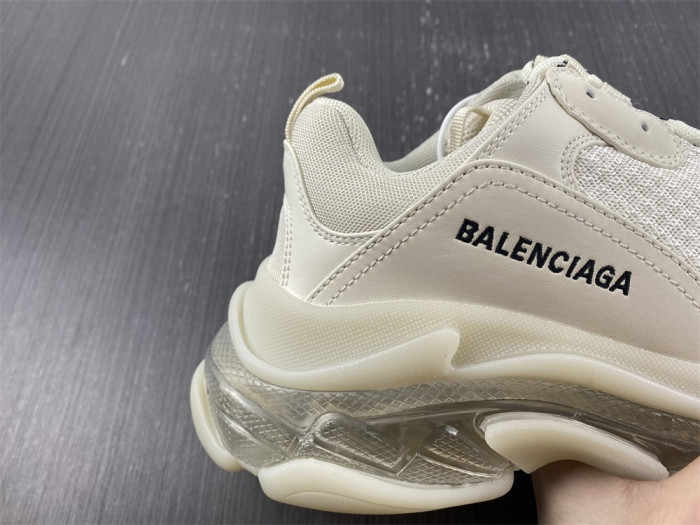 Ba*len*cia*ga triple s sneaker 8000012