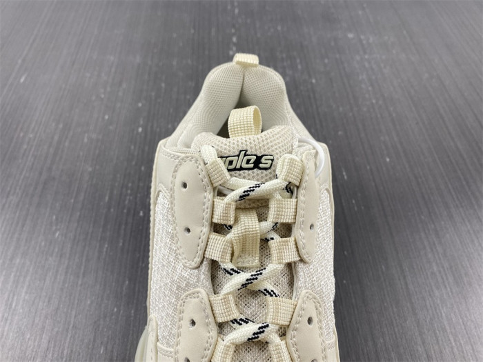 Ba*len*cia*ga triple s sneaker 8000012