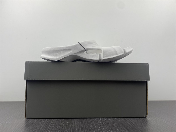 balenciag* sandal13