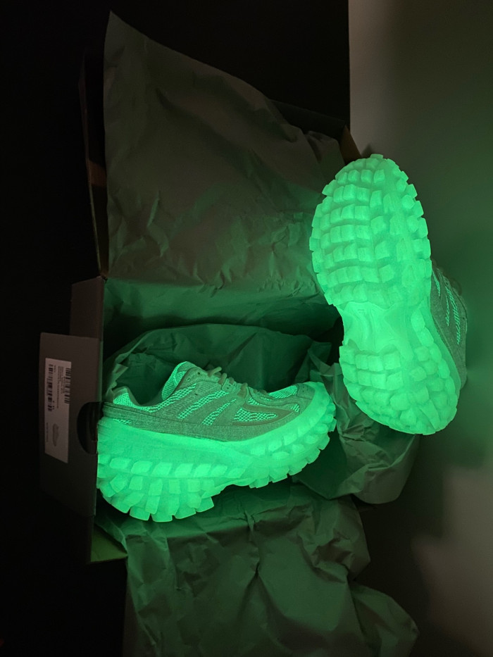 Ba*len*cia*ga defender 8000023