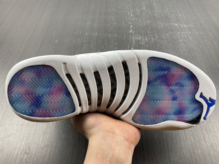 air jordan 12 “hyper royal” ao6068-004