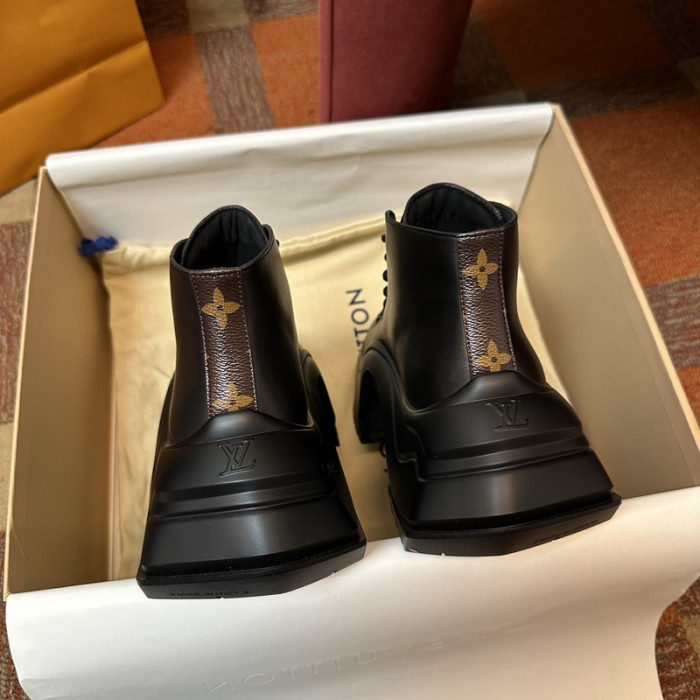 lv snekaers l0000345