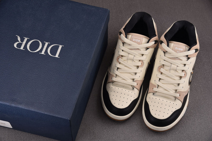 dio* b57 sneakers d5709