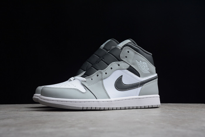 air jordan 1 mid light smoke grey 554724-078