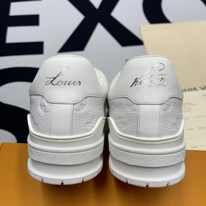 lv snekaers l0000109