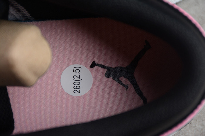 air jordan 1 low white grey black pink 553558-062