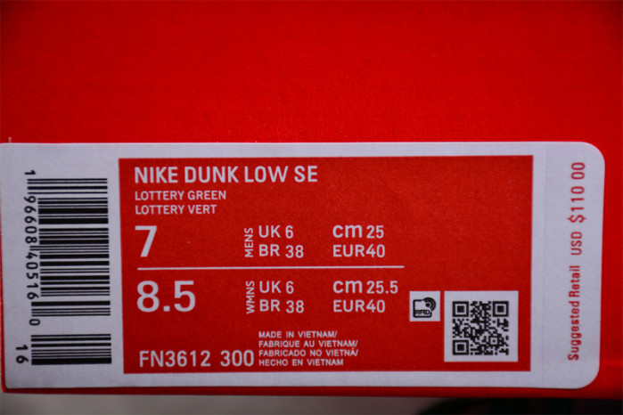 nike dunk low celtics fn3612-300