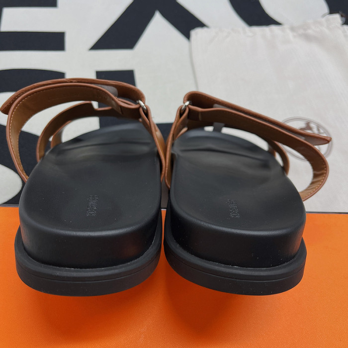 herme* sandal 42