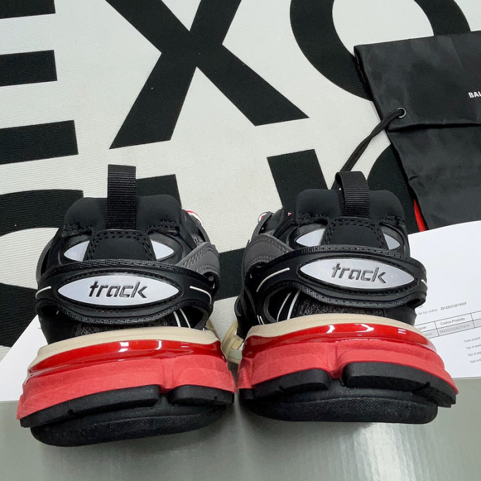 Ba*len*cia*ga track sneaker