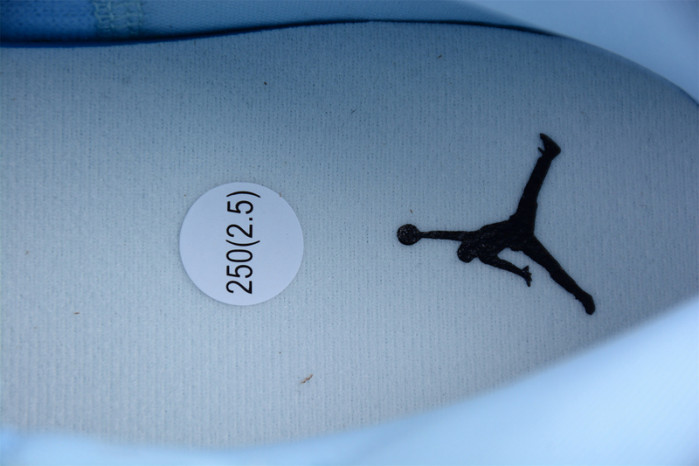 air jordan 1 mid “ice blue” 555112-401