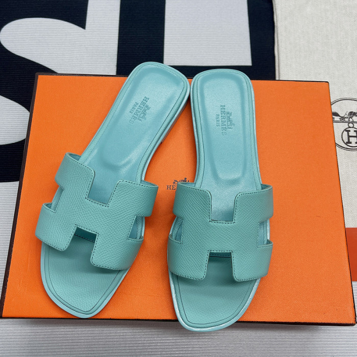 herme* sandal 30