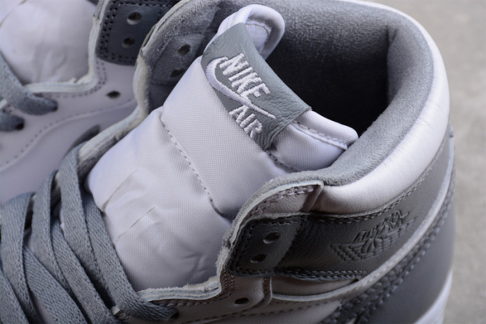 air jordan 1 high og ‘stealth 555088-037