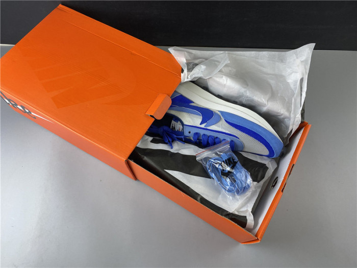 nike ld waffle sacai white blue lake bv2552-401