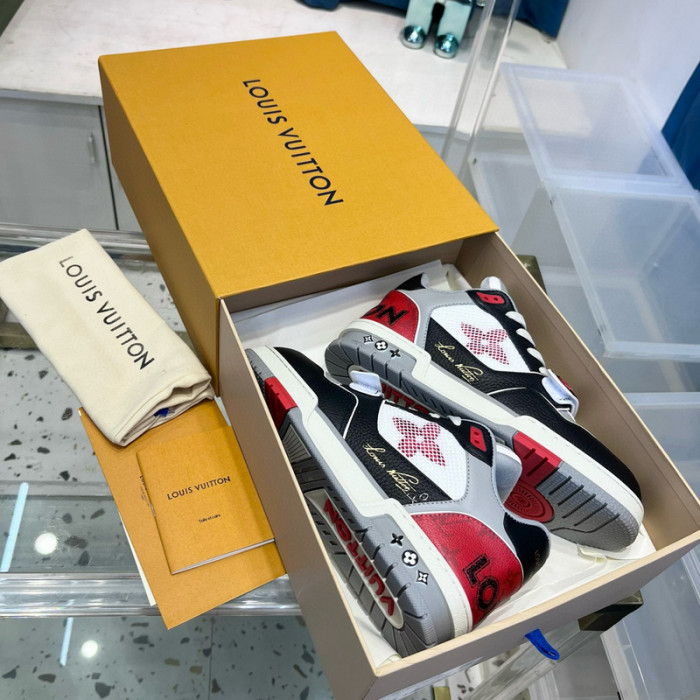 lv snekaers l0000209