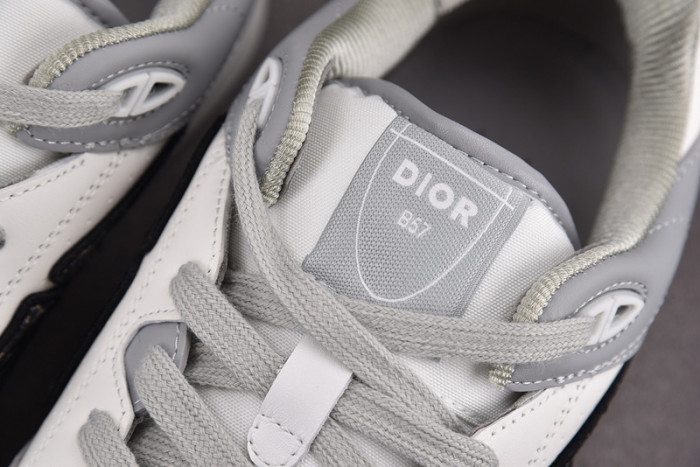 dio* b57 sneakers d5705