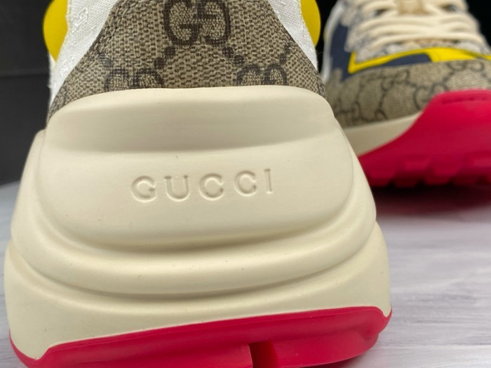 G*u*i* rhyton sneaker