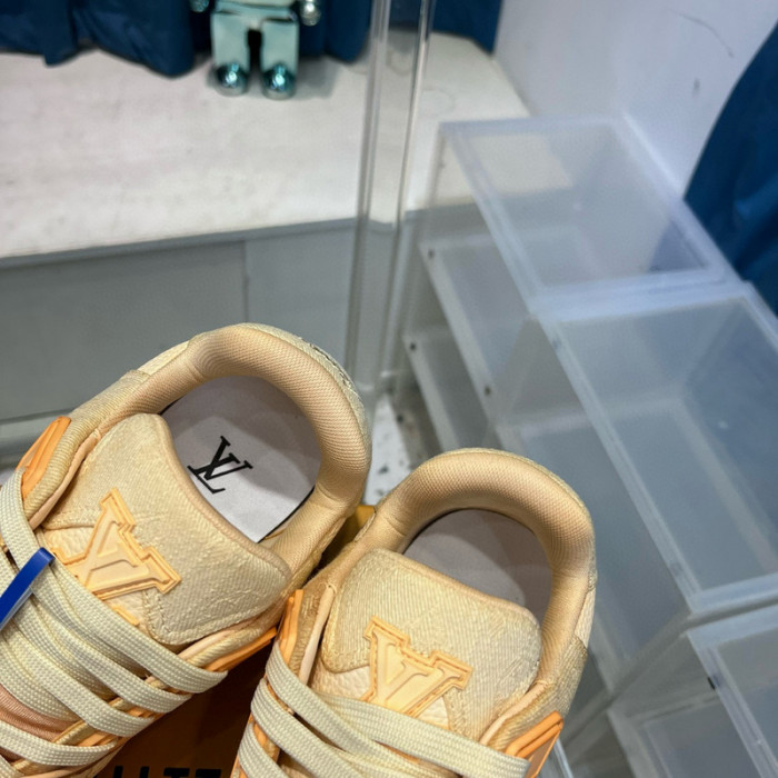 lv snekaers l0000233