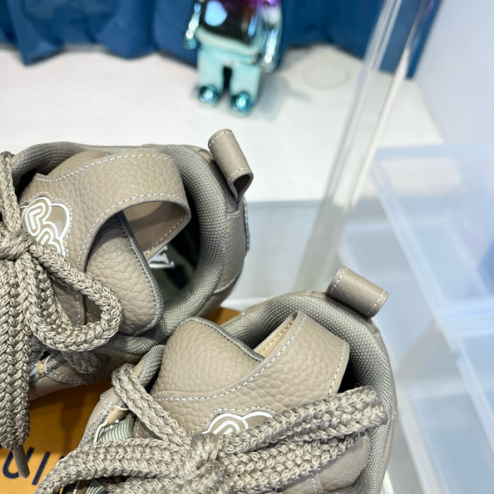 lv skate snekaers l0000270