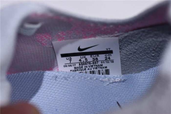 nike epic react flyknit pure platinum womens aq0067-007