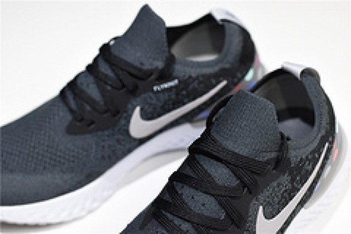 nike epic react flyknit black and grey dots point noirs et gris aj7283 996