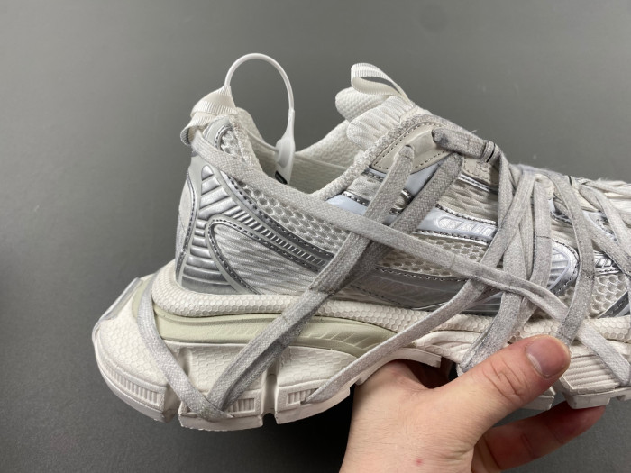 Balenciaga 3XL sneaker pop17