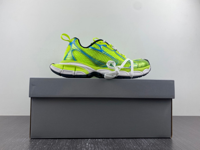 BALENCIAGA 3XL SNEAKER 8000090