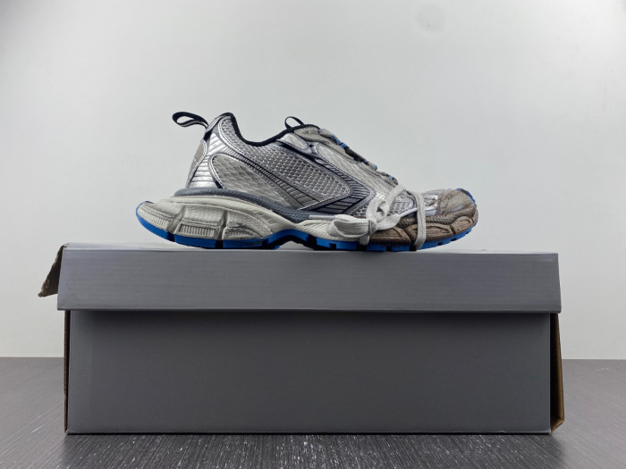 Balenciaga 3XL SNEAKER 8000080