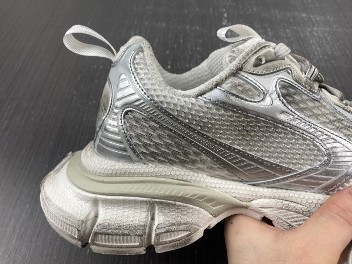 Balenciaga 3XL SNEAKER 8000087