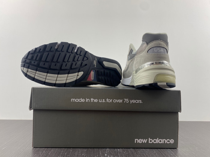 Bape x New Balance 2002R M2002RHO DFY16