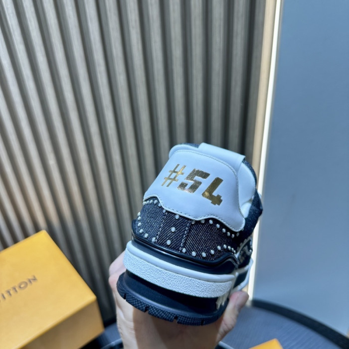 LV snekaers L0000671