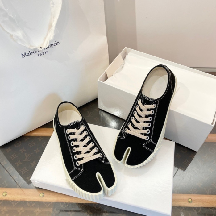 ma1s0n Marg*e1a tabi sneakers s57ws0347