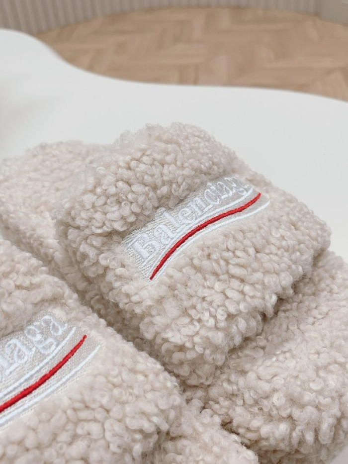 Balenciag* Sandal BS76