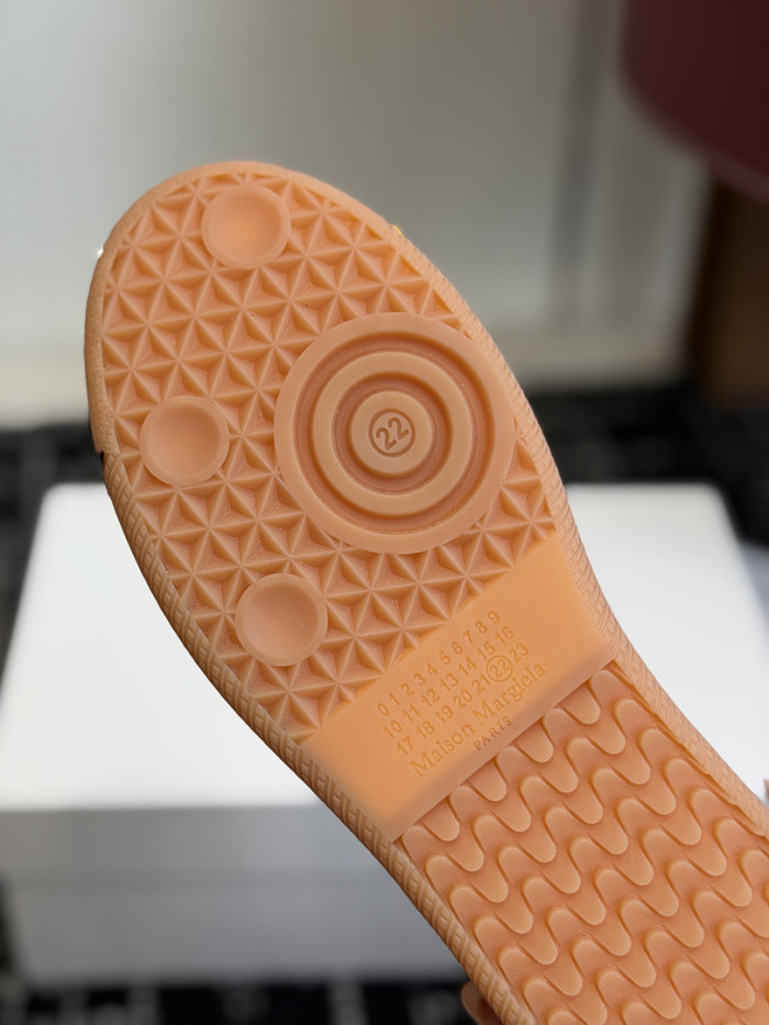Ma1s0n Marg*e1a CALFSKIN S57WS0381