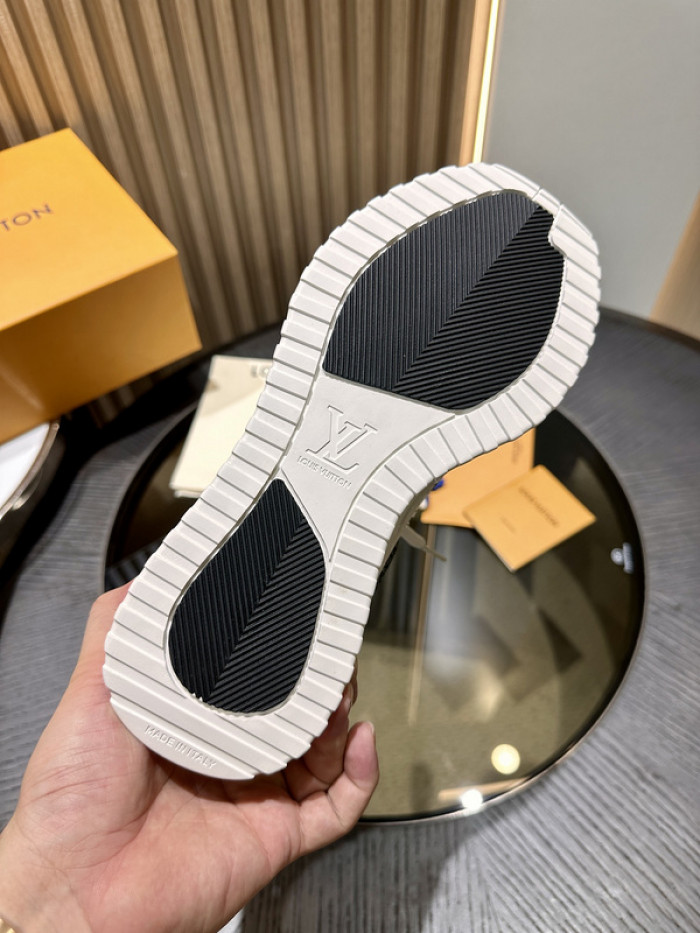 LV snekaers L0000388