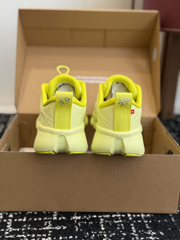 L0ew* SNEAKERS LW028