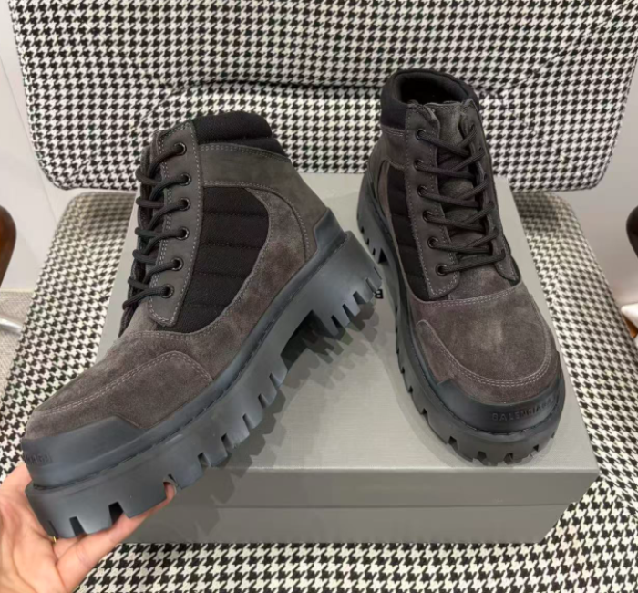 Ba1en*iaga Boots 80000297