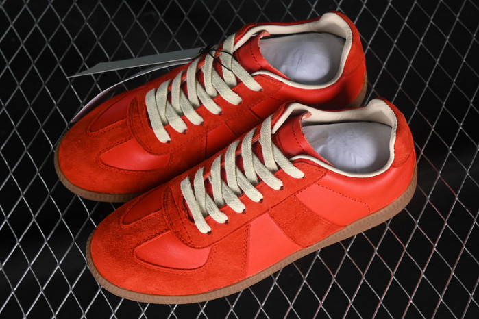 ma*s*n Ma*i*la calfskin red s58ws0107