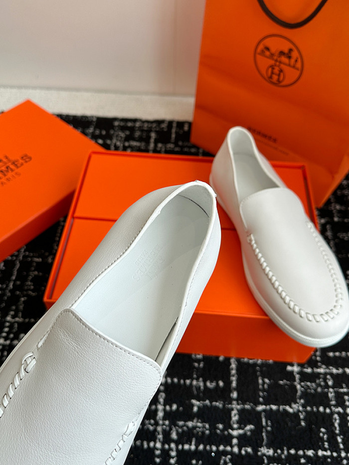 Hermes loafers HM067