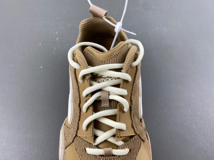 Ba1en*iaga Monday Ultra 