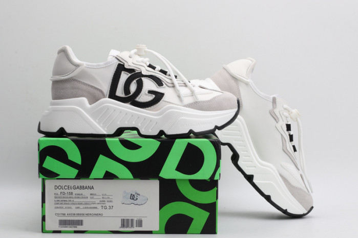 DG Sneaker05