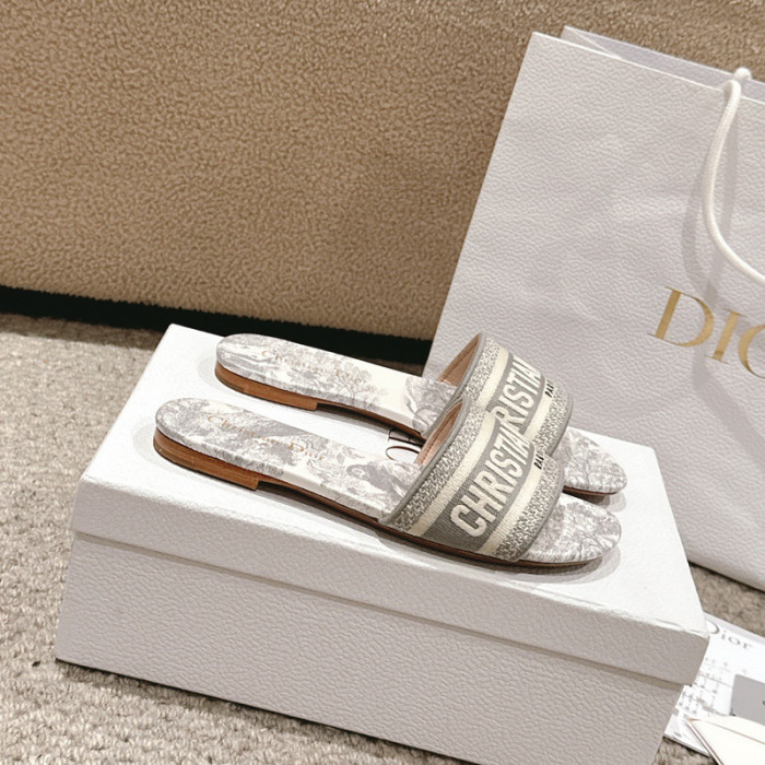 Dio* sandals DS49
