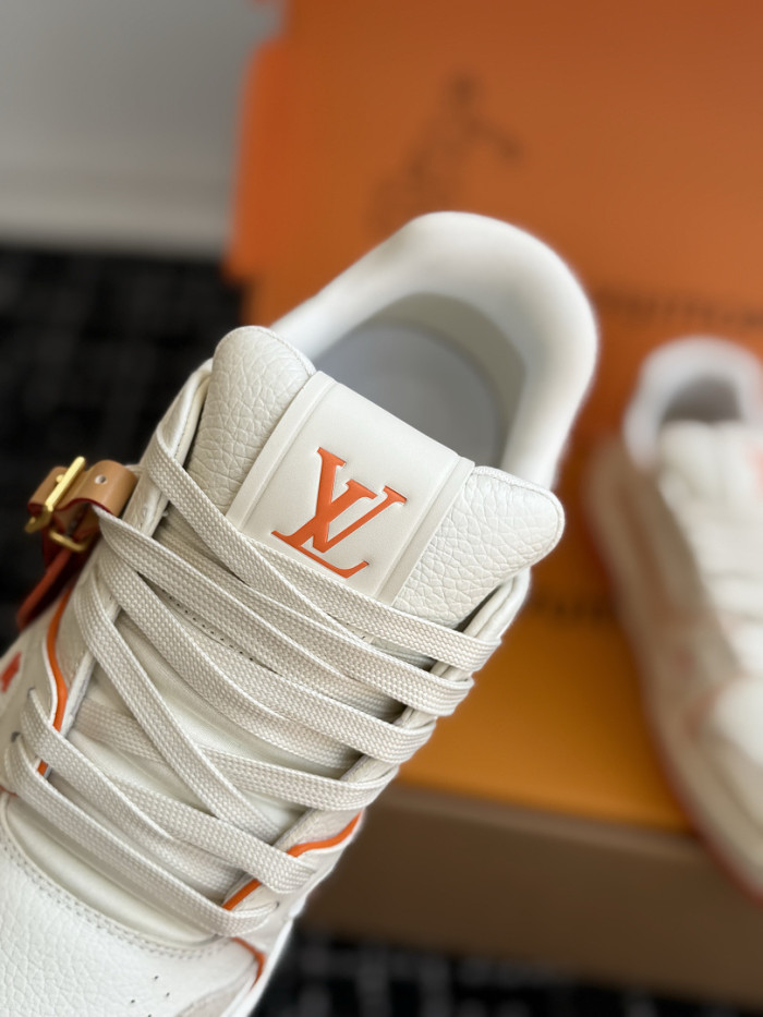 LV snekaers L0000885