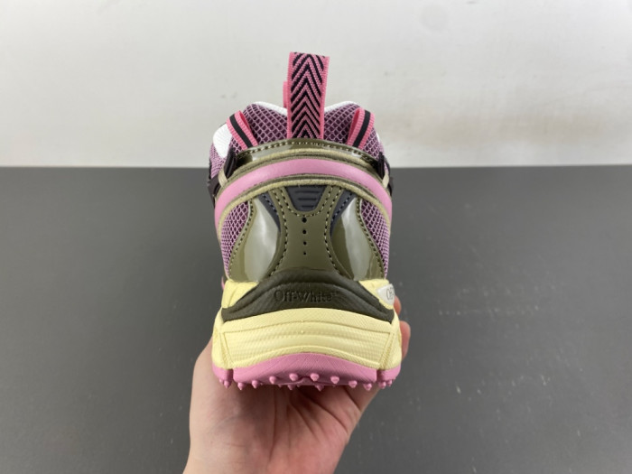 Off-White Be right back OWIA289F68