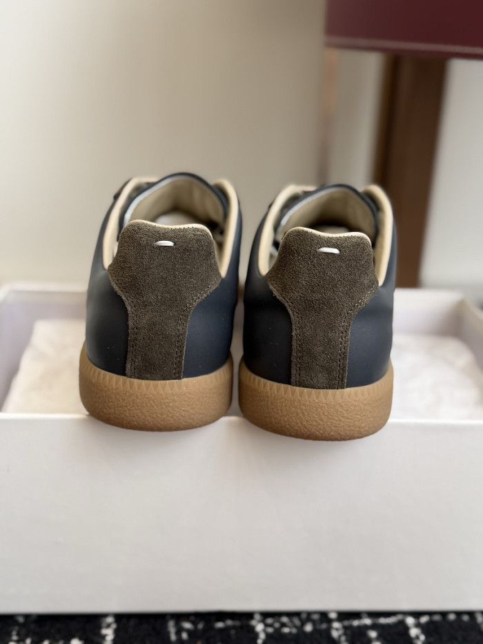 Ma1s0n Marg*e1a CALFSKIN S57WS0439