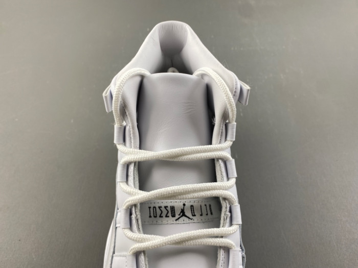Air Jordan 11 Retro Comme des Garçons Homme Plus White IV7639-100