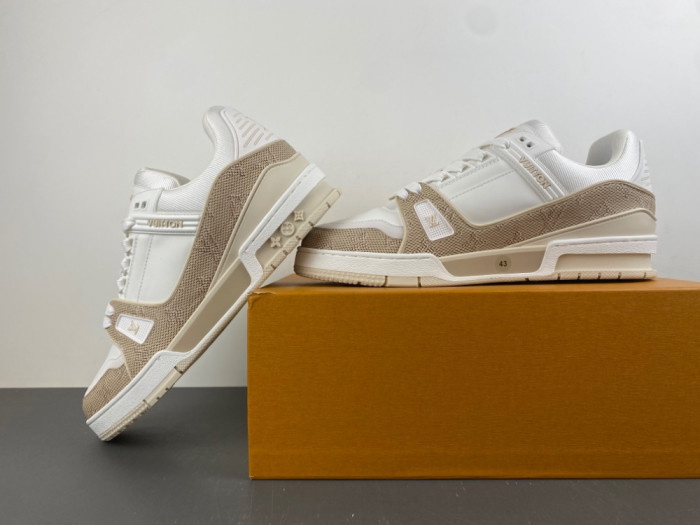 LV snekaers L0000757