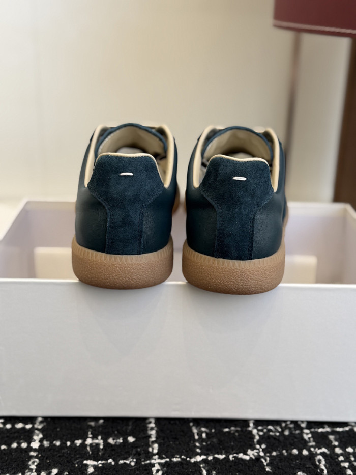 Ma1s0n Marg*e1a CALFSKIN S57WS0361